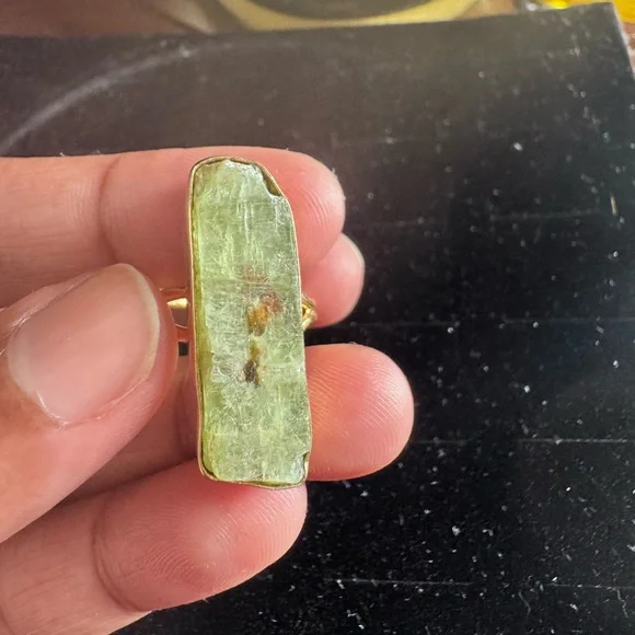 Gold Brass Ring with  kyaniteG reen Stone - Picture 1 of 7